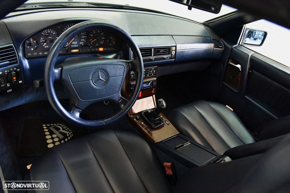 Mercedes-Benz SL 280 - 30