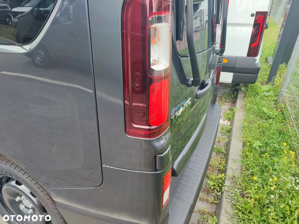 Renault Trafic Kombi 2.0 L2 Equilibre EDC - 12