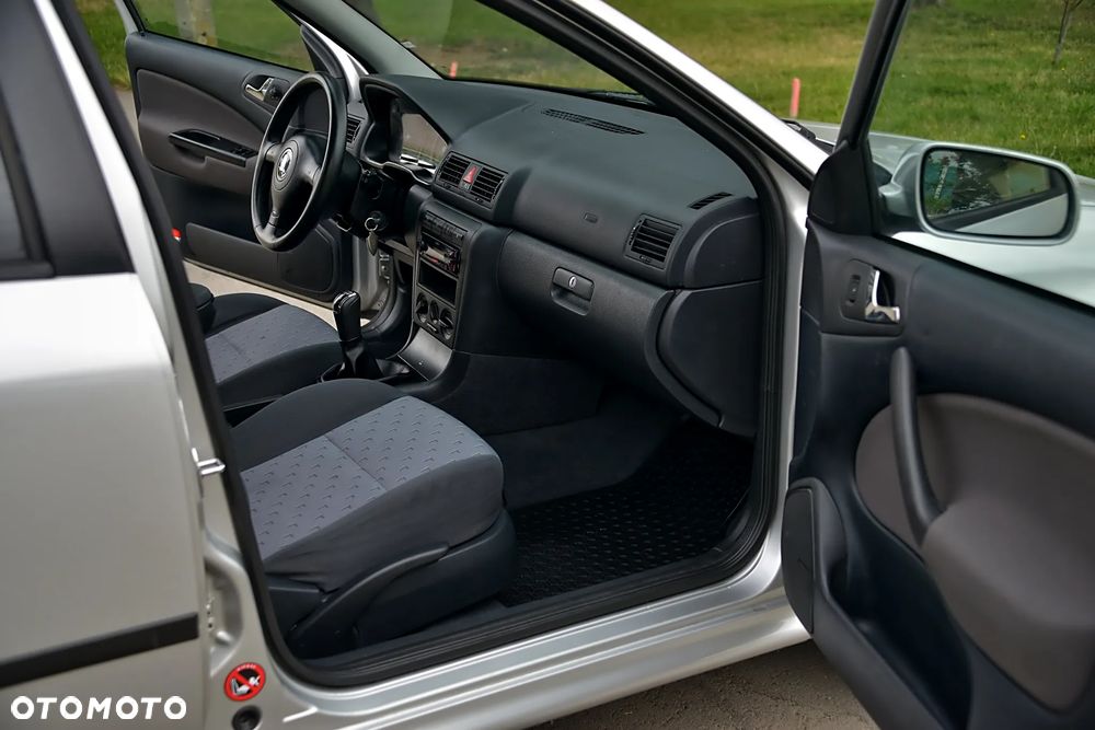 Skoda Octavia 1.9 TDI Combi Ambiente - 31