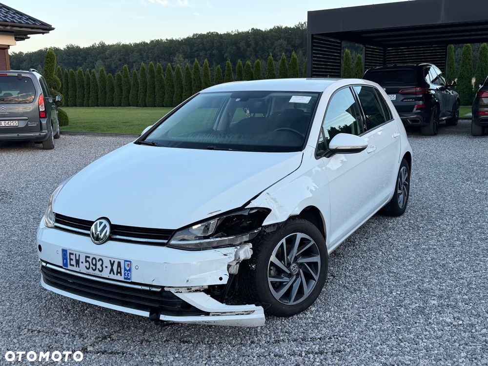 Volkswagen Golf 1.0 TSI OPF DSG Comfortline - 11