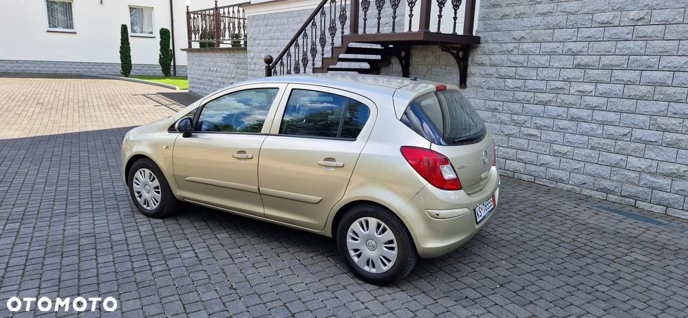 Opel Corsa 1.2 16V Cosmo - 5