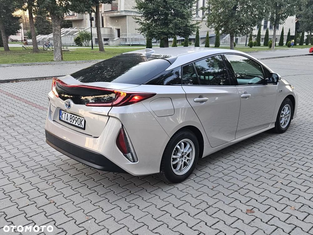 Toyota Prius - 8
