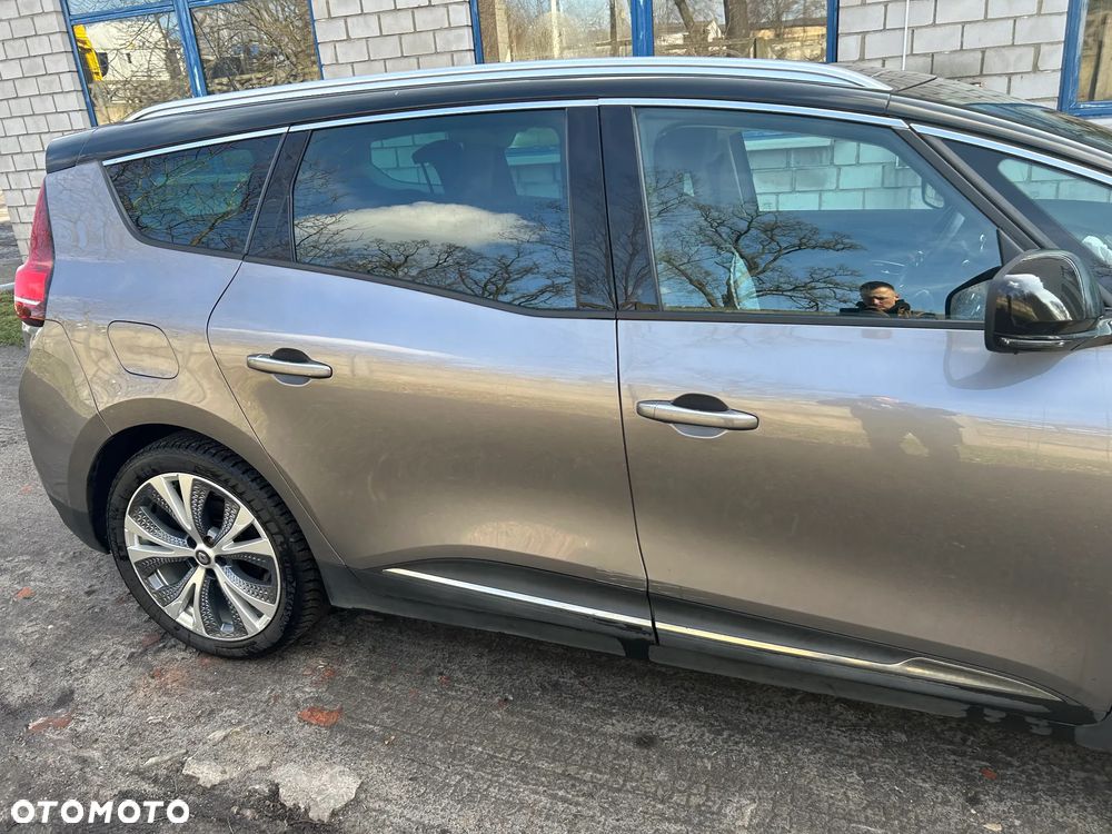 Renault Scenic - 23
