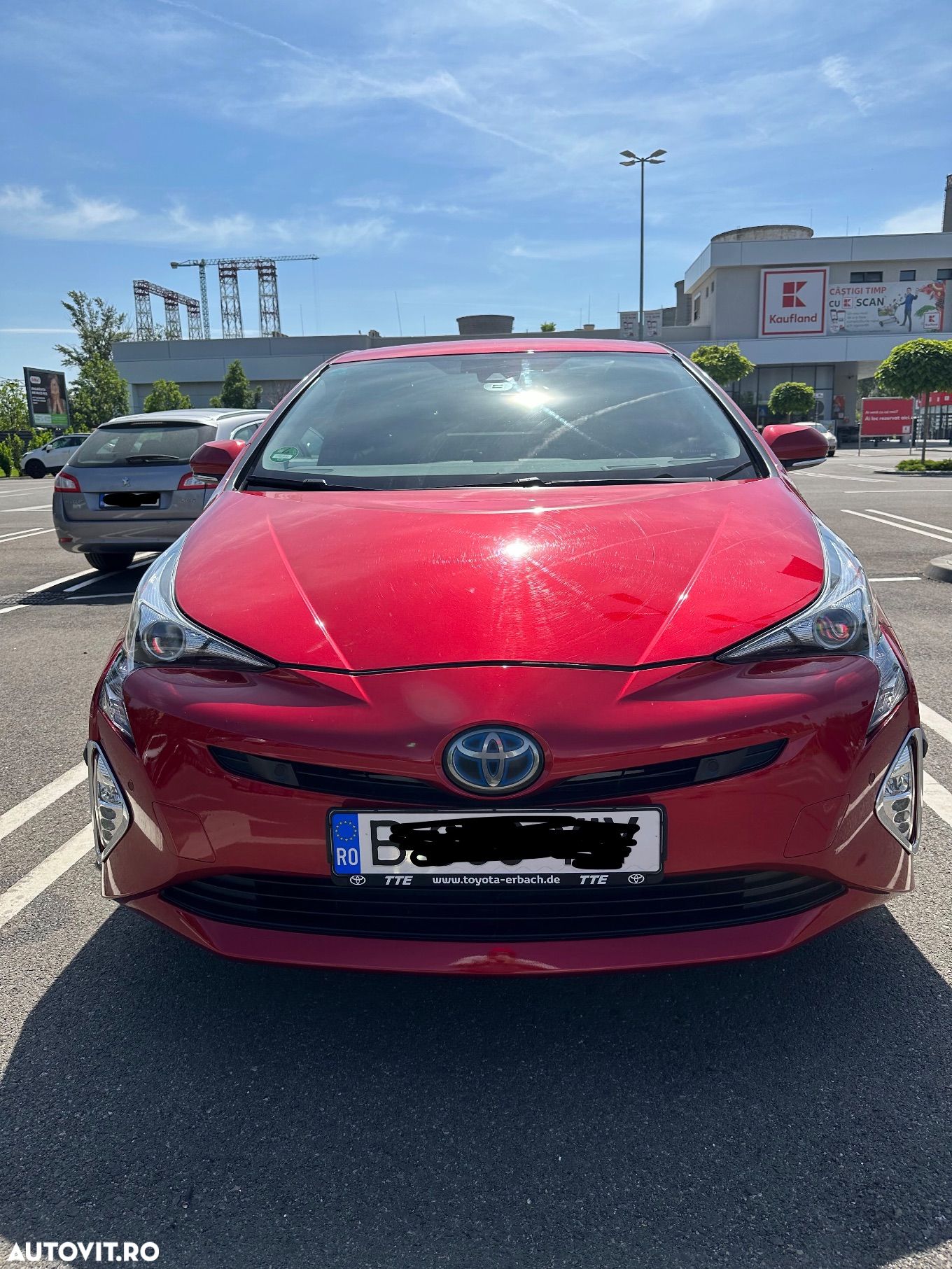 Toyota Prius - 4
