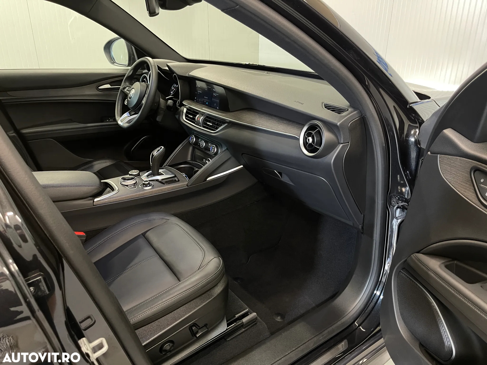 Alfa Romeo Stelvio 2.0 Turbo AWD AT8 Ti - 10