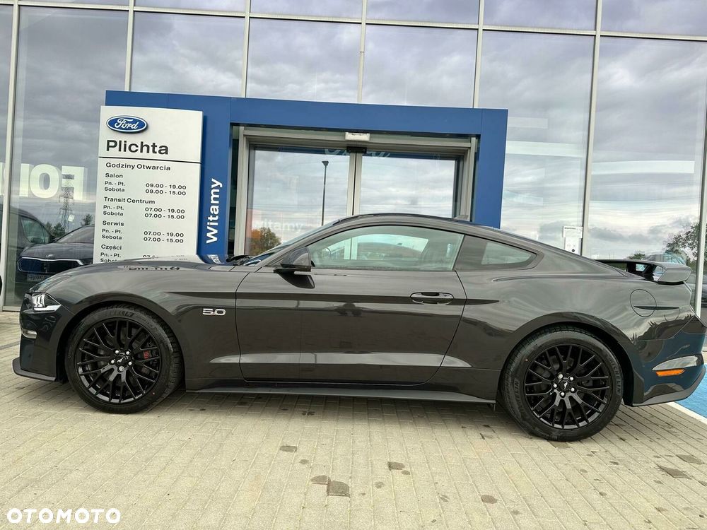 Ford Mustang - 17