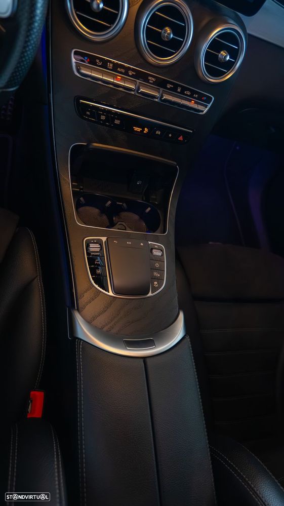 Mercedes-Benz GLC 300 de Coupe 4Matic 9G-TRONIC AMG Line Plus - 26