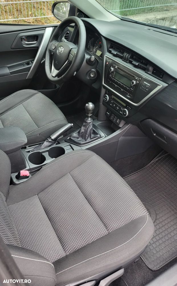 Toyota Auris 1.3 Dual VVT-i Stop&Start Luna - 5