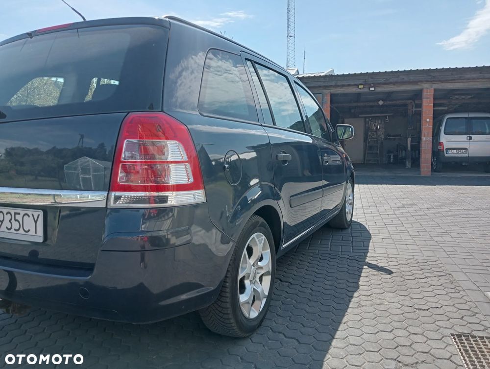 Opel Zafira 1.8 Essentia EU5 - 6