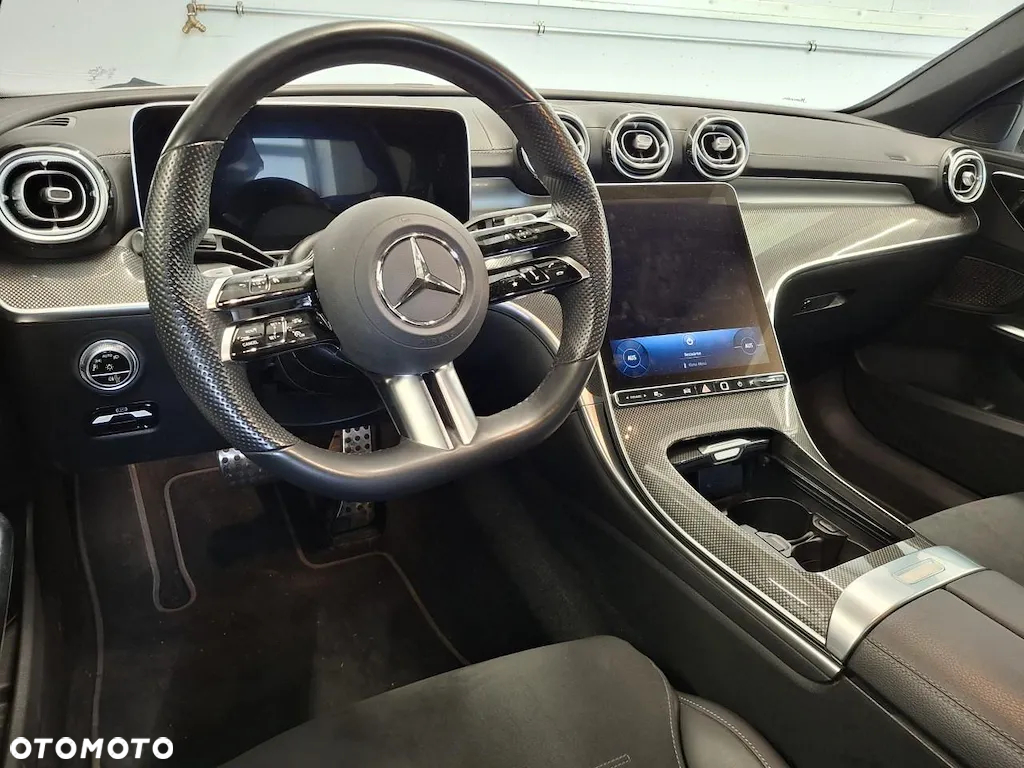 Mercedes-Benz Klasa C 220 d 4Matic T 9G-TRONIC AMG Line Advanced - 12