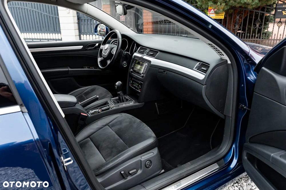 Skoda Superb 1.8 TSI 4x4 Exclusive - 21