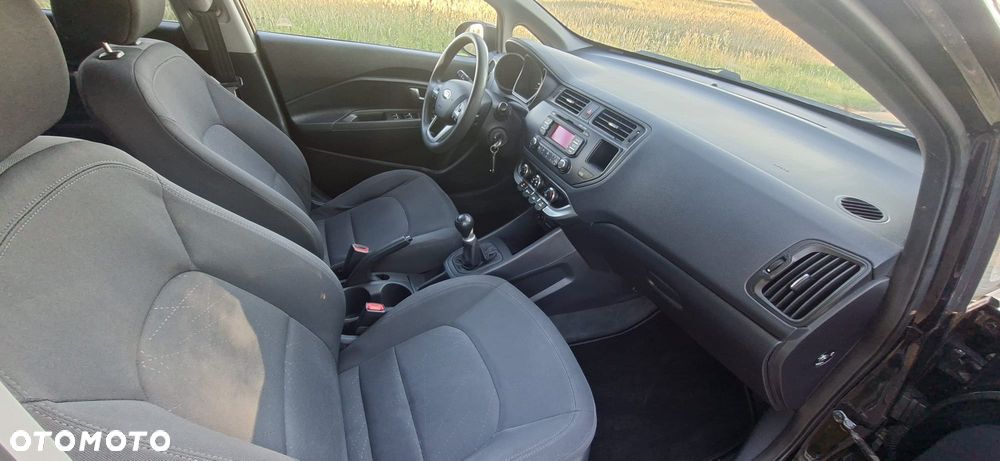 Kia Rio 1.2 Attract - 8