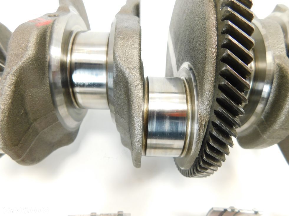 Wał korbowy nominalny panewki Citroen DS4 DS5 Aircross Peugeot 508 II 5008 - 11