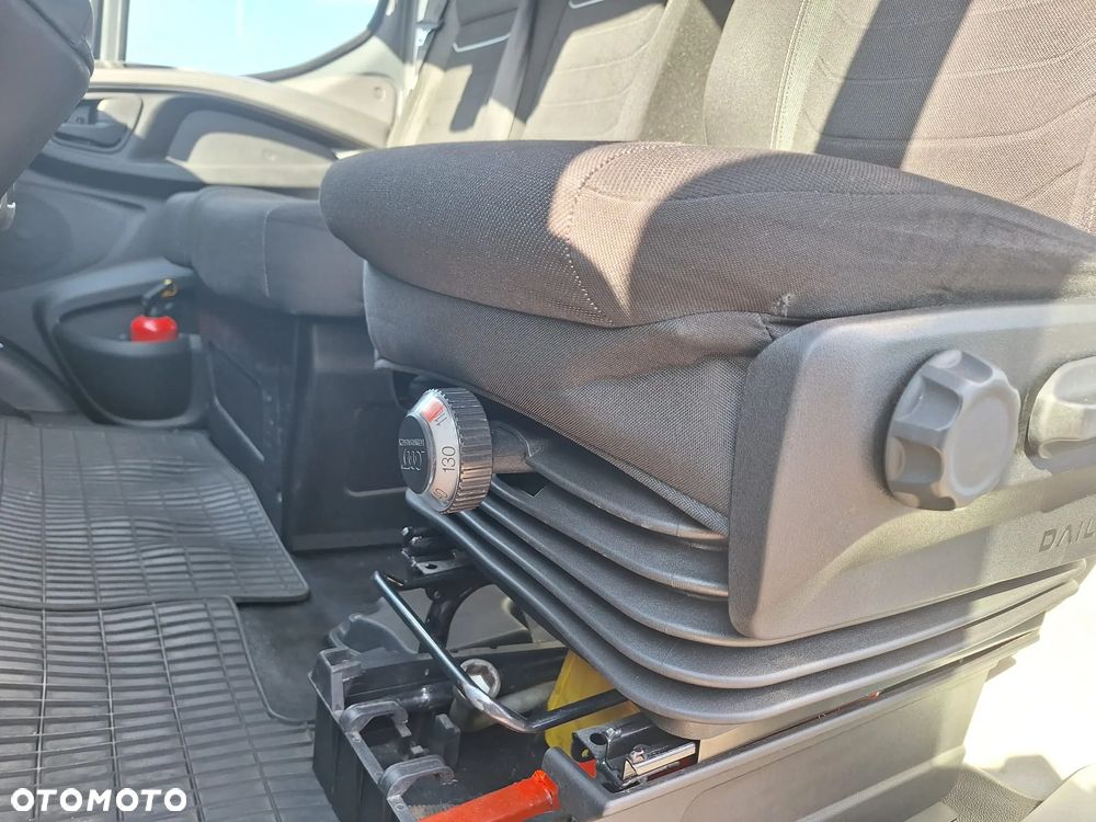 Iveco Daily 35S18 HiMatic furgon 16m blaszak automat FV23% MAXI - 10