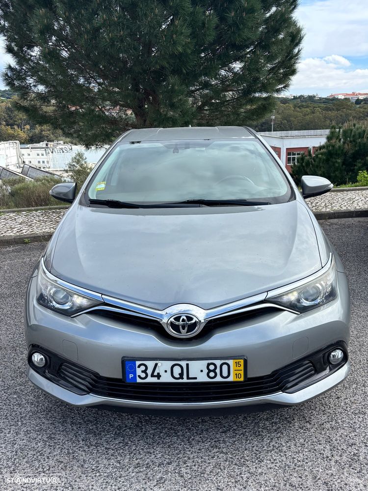 Toyota Auris 1.4 D-4D Comfort - 1
