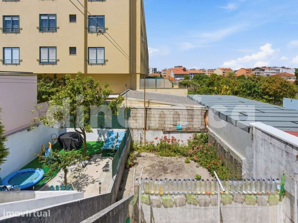 Moradia para Remodelar em Localização Premium - Vila Nova de Gaia( B) - Grande imagem: 5/15