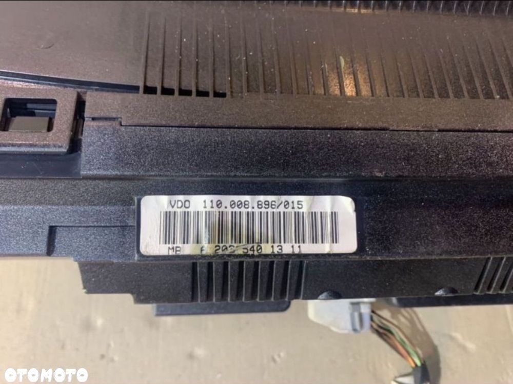 A2035401311 Licznik zegary mercedes c w203 - 4