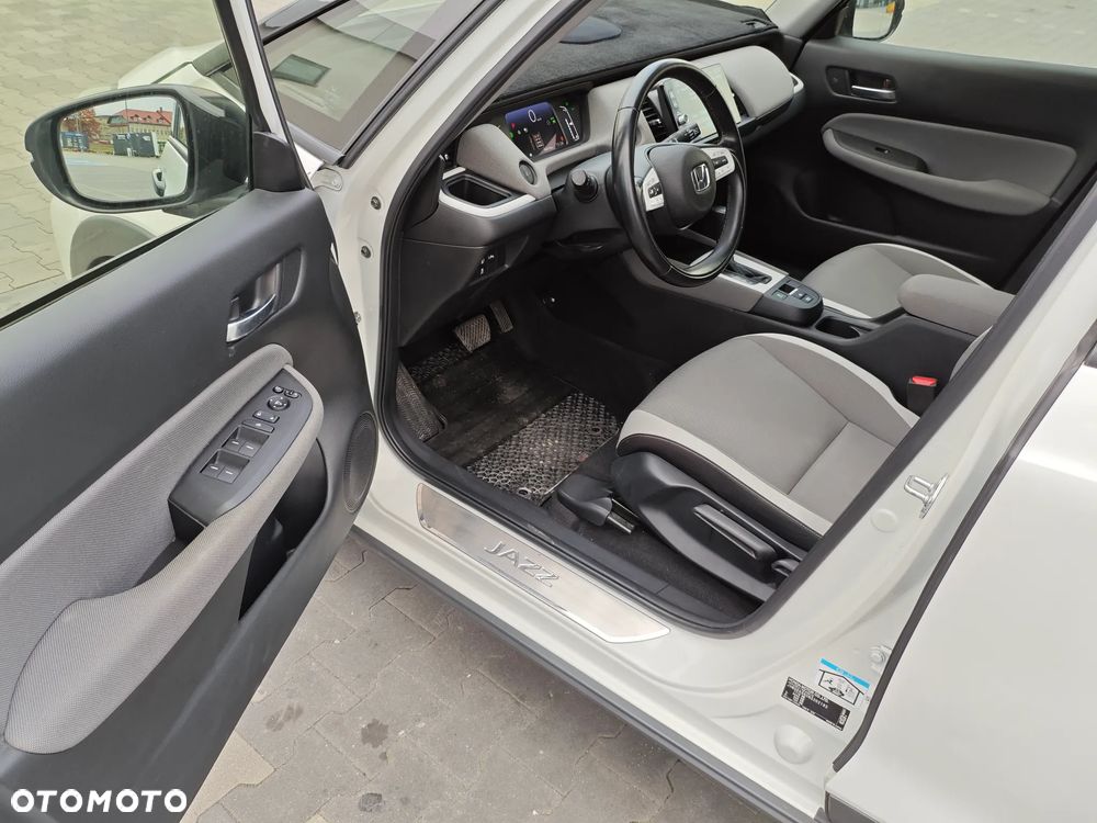 Honda Jazz 1.5 i-MMD Executive Crosstar (Czarny Dach) - 7