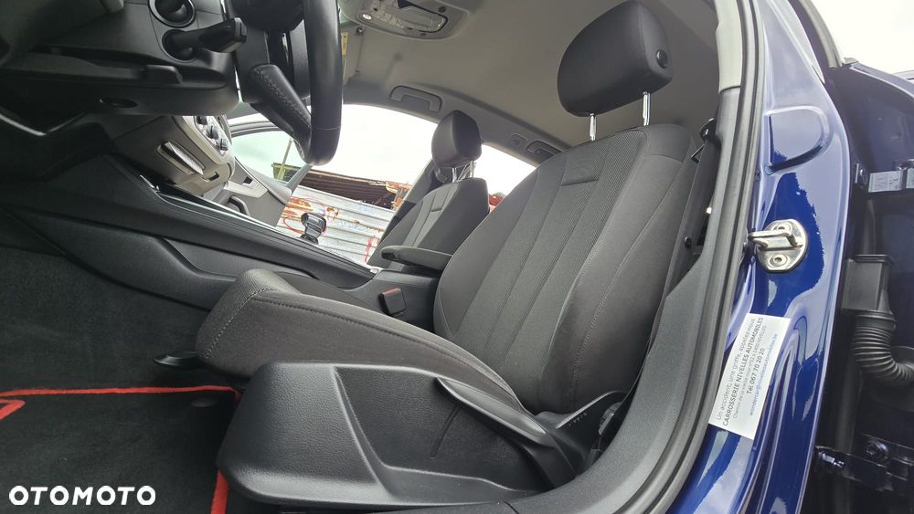 Audi A4 Avant 2.0 TDI Sport S tronic - 12