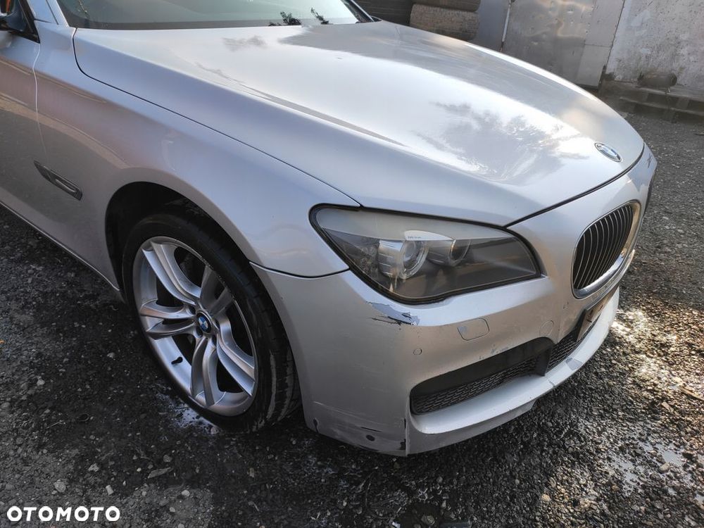 BMW 7 F01 3.0D AUTOMAT PRZÓD M-PAKIET 354 TITANSILBER - 3