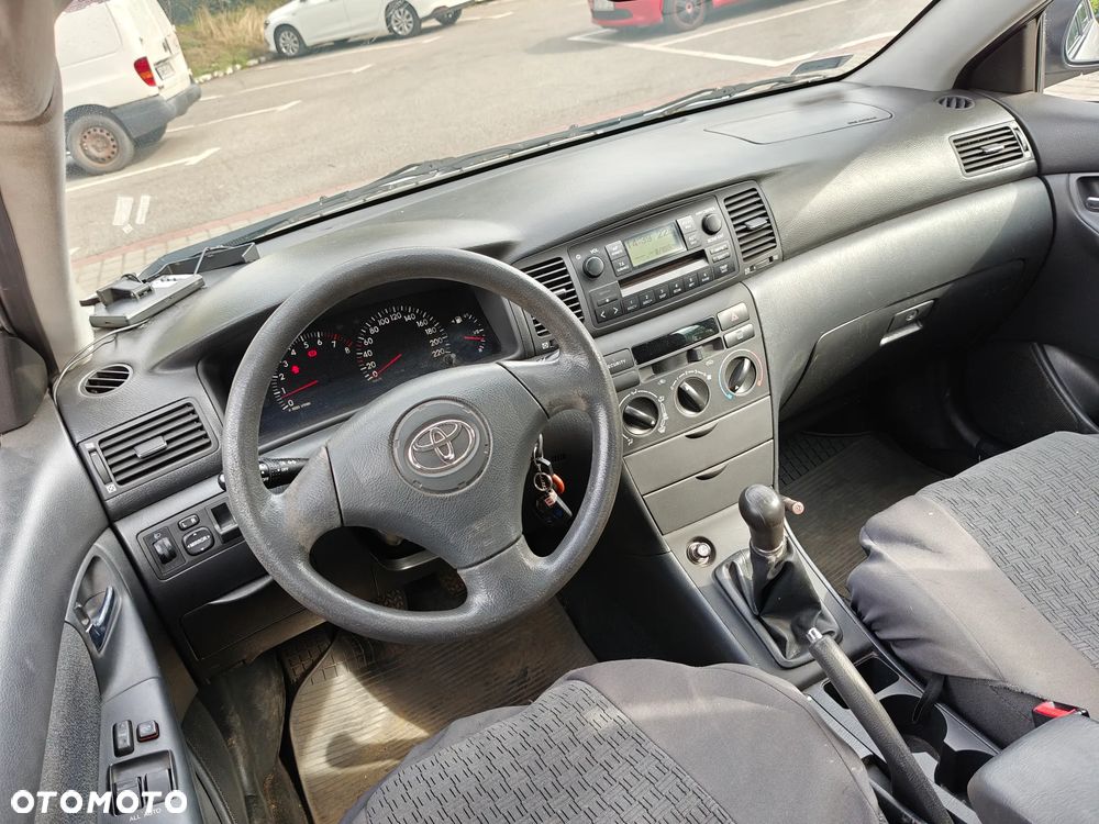 Toyota Corolla 1.4 VVT-i Terra - 6