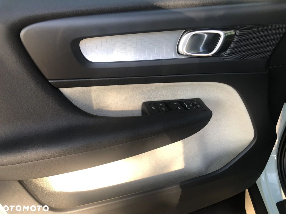 Volvo XC 40 - 12