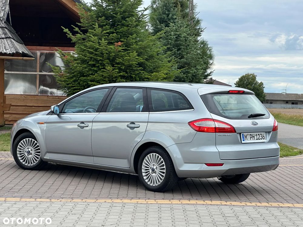 Ford Mondeo 2.0 Trend - 15