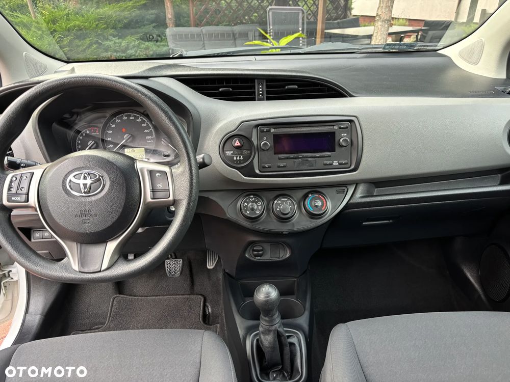 Toyota Yaris - 6