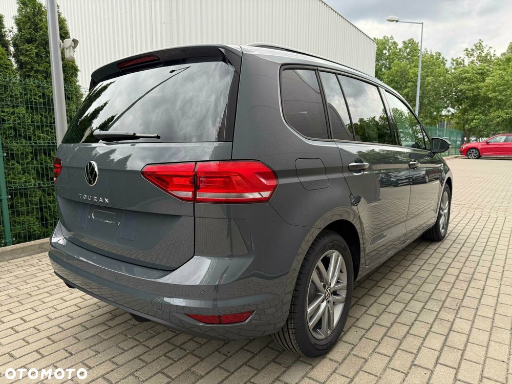 Volkswagen Touran 1.5 TSI EVO Comfortline Plus DSG - 4