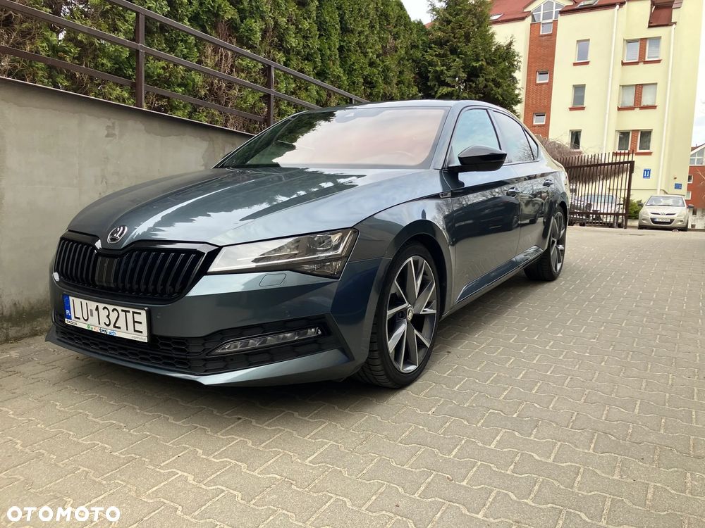 Skoda Superb 2.0 TDI SCR Sportline DSG - 2
