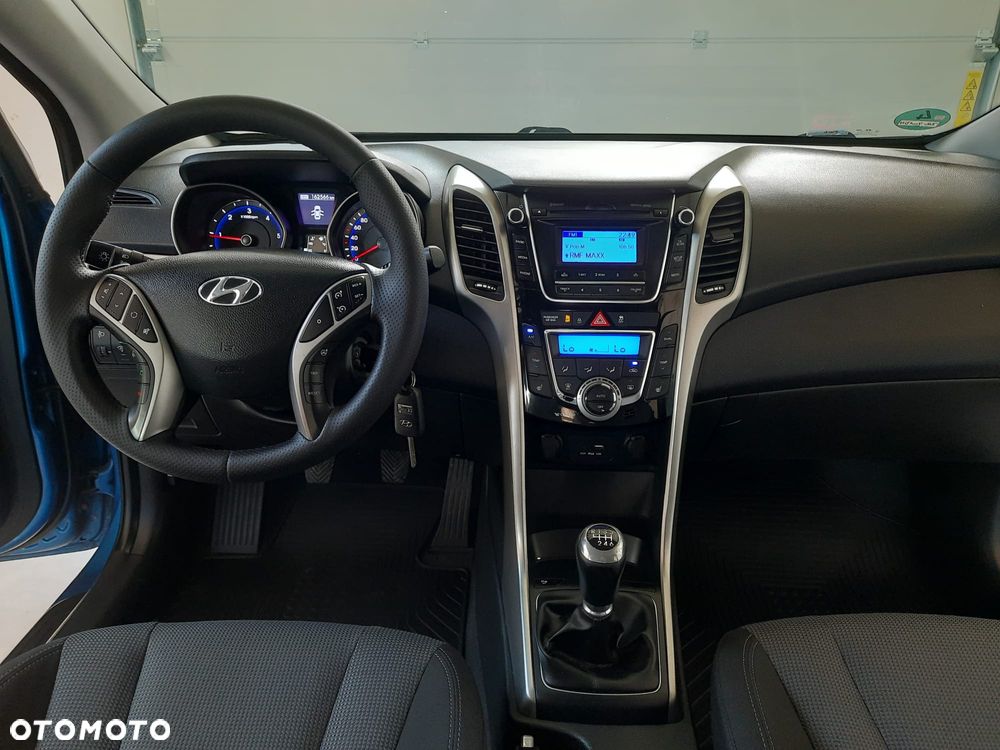 Hyundai i30 1.4 CRDi Premium - 25