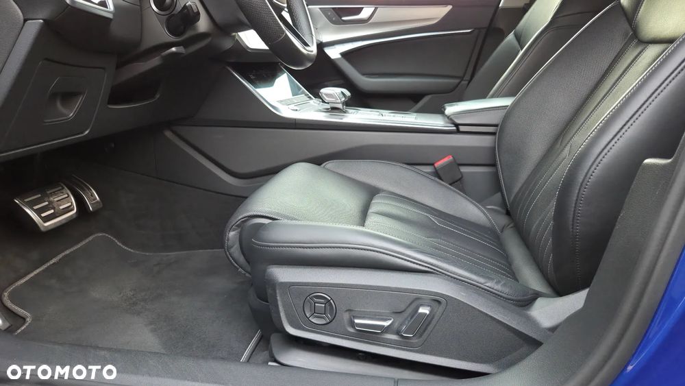 Audi A6 Avant 55 TFSI e quattro S tronic S line - 16