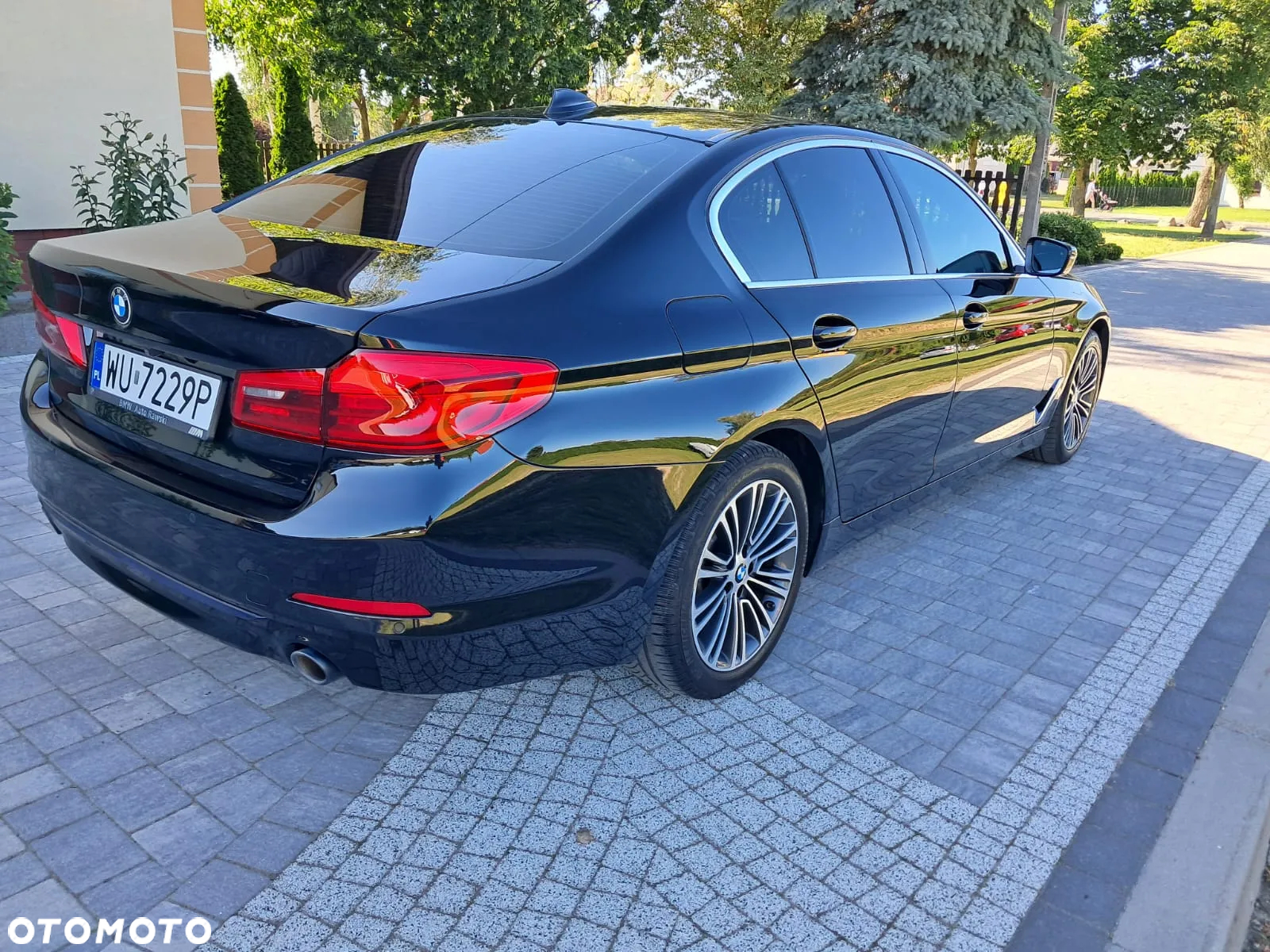 BMW Seria 5 518d - 10
