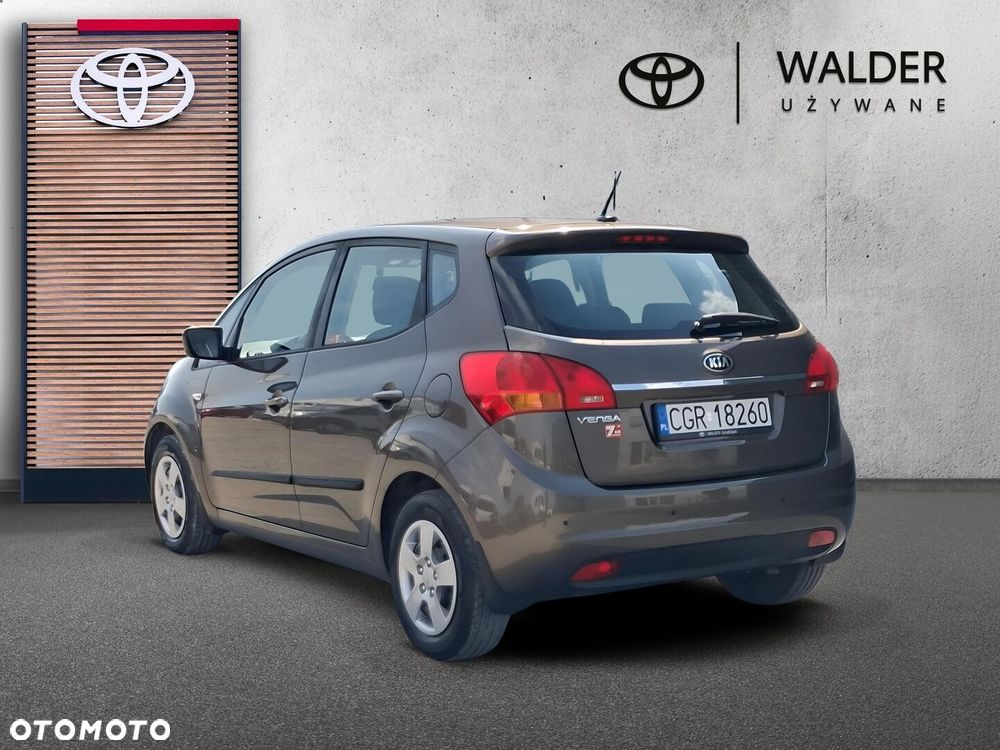 Kia Venga 1.4 Business Line - 4
