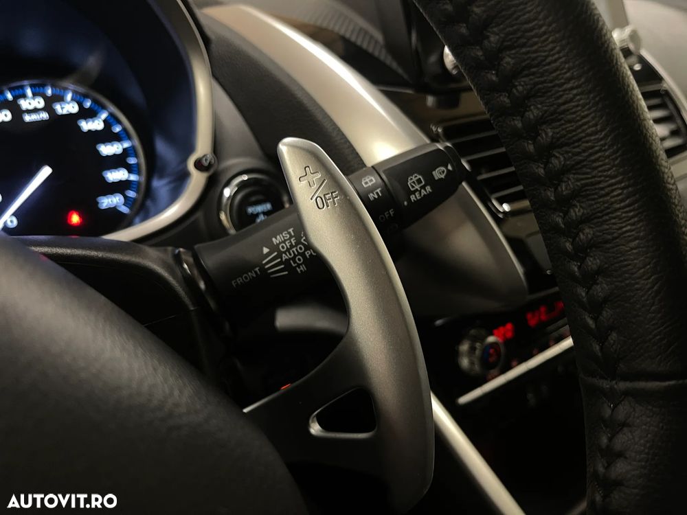 Mitsubishi Eclipse-Cross 4WD Select - 24