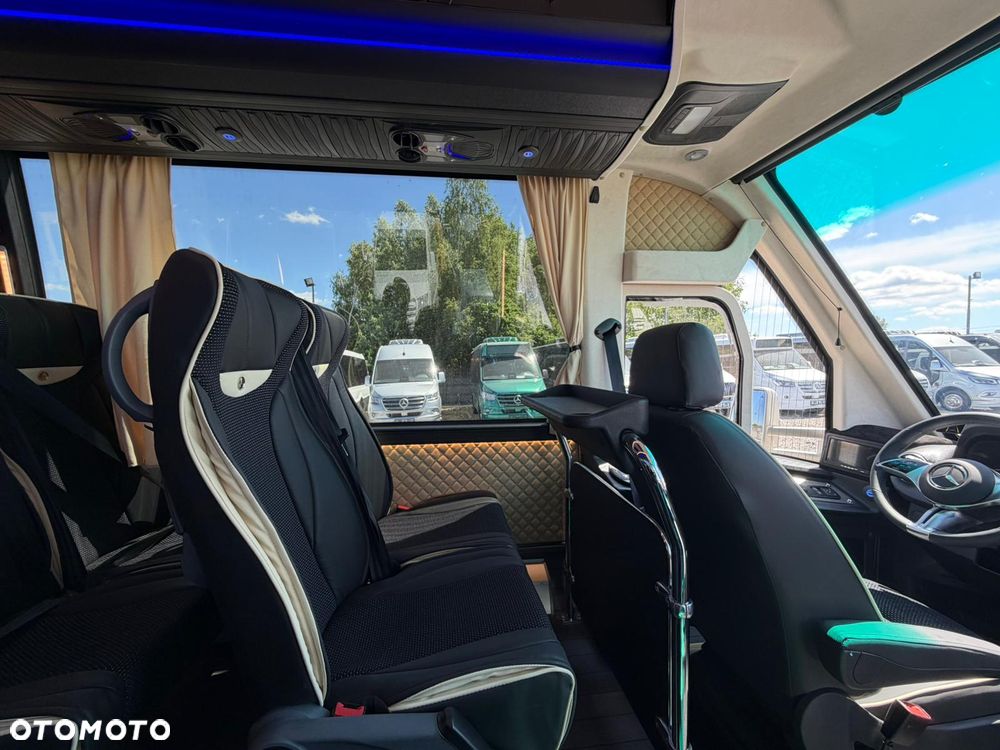 Mercedes-Benz Sprinter 519 - 31