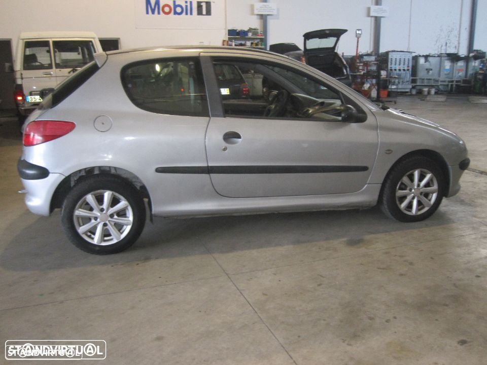 Caixa Velocidades Peugeot 206 1.9D de 2000 - 3