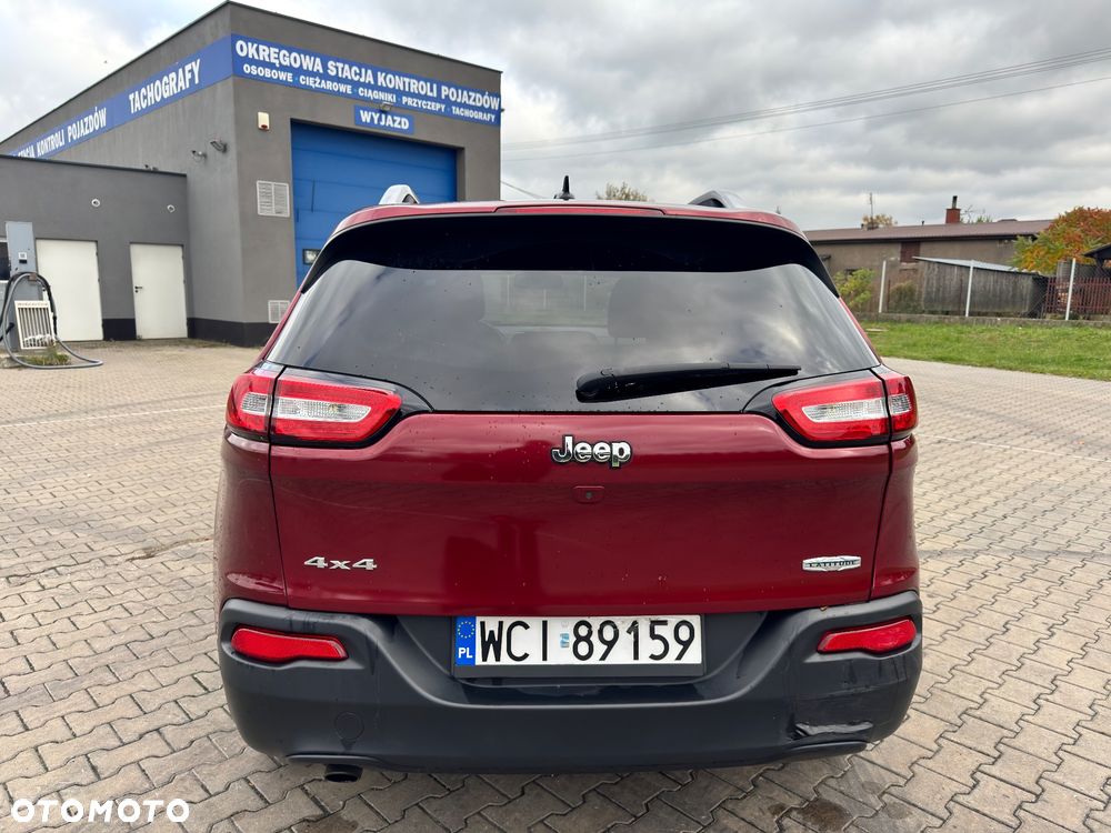 Jeep Cherokee - 6