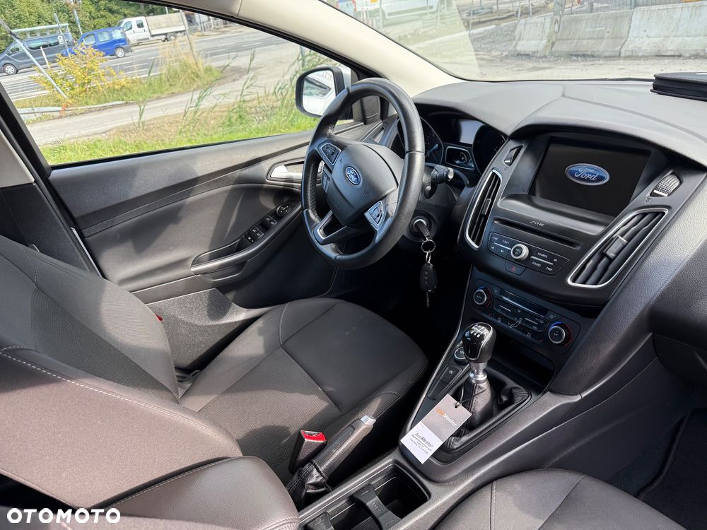 Ford Focus 2.0 EcoBlue Titanium Business - 23