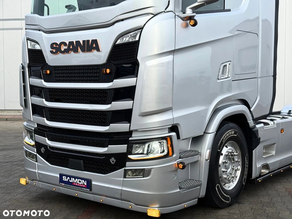 Scania S590 / V8 / TOPLINE / STANDARD / SALON PL - 24