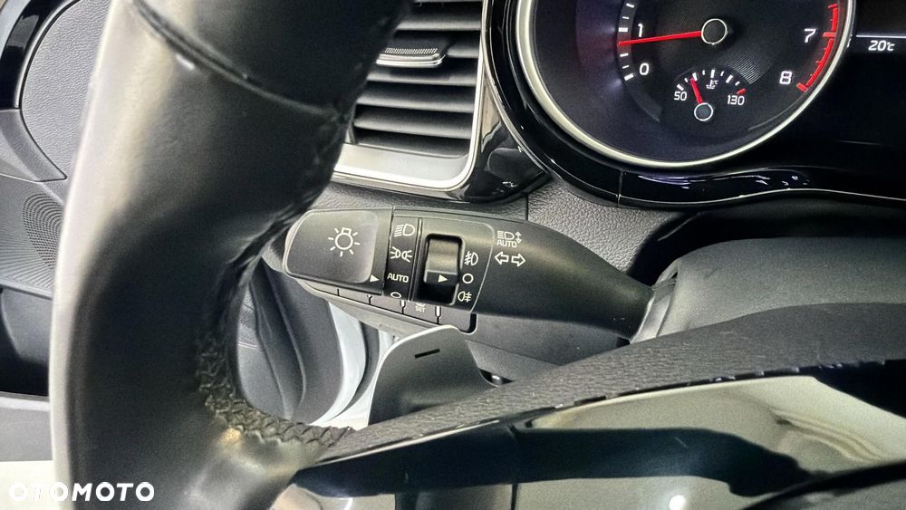 Kia Ceed 1.5 T-GDI Business Line DCT - 24