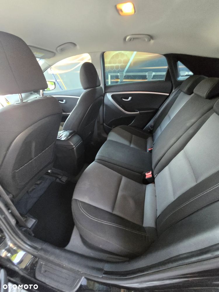 Hyundai i30 1.6 CRDi Comfort - 12