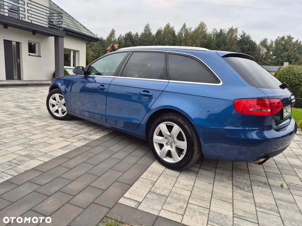 Audi A4 Avant - 22