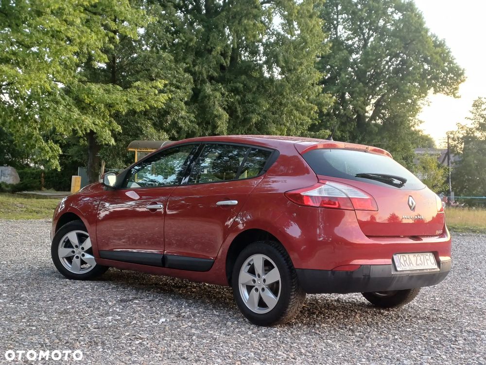 Renault Megane 1.6 16V 110 Expression - 11