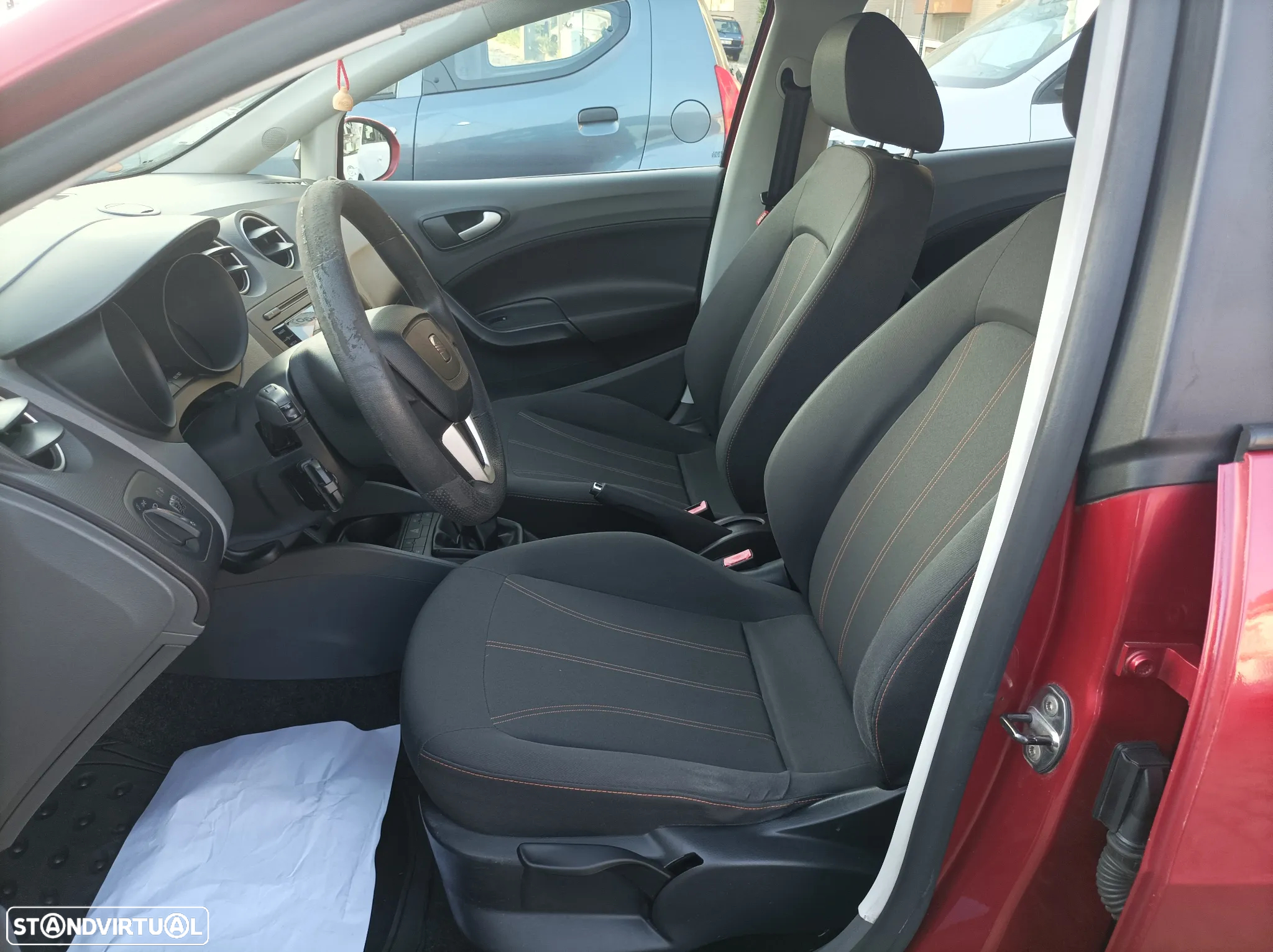 SEAT Ibiza 1.2 TDi Style DPF - 13