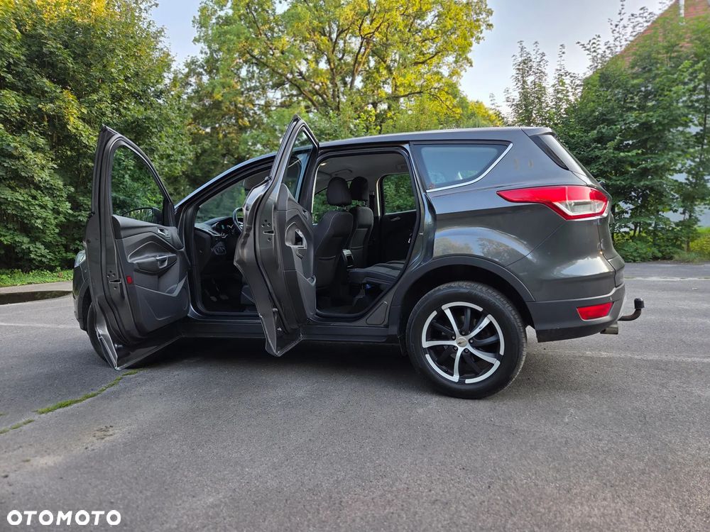 Ford Kuga - 28