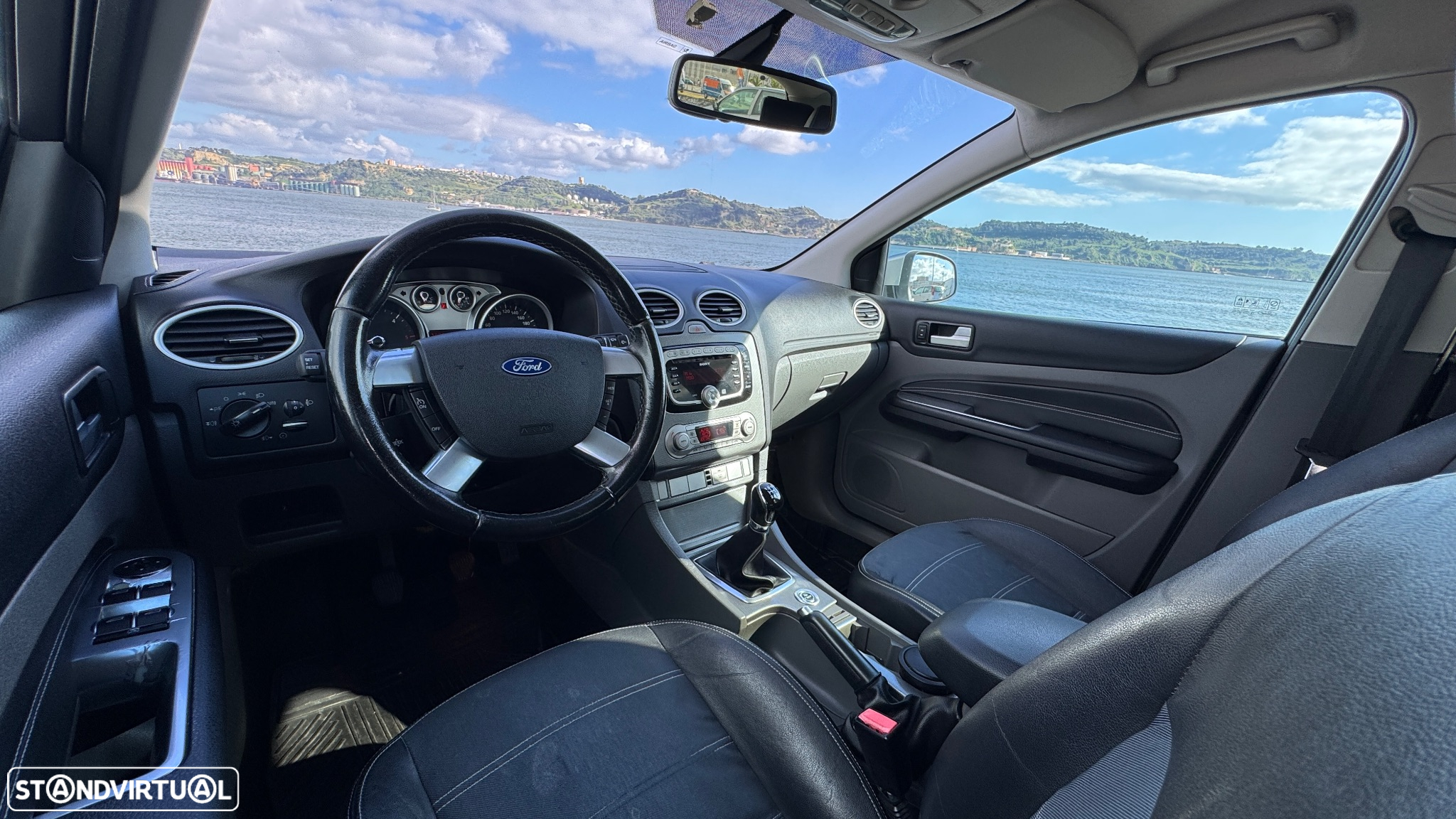 Ford Focus SW 1.6 TDCi Titanium - 13