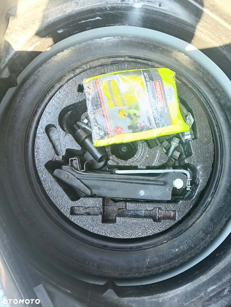 Audi A4 Avant 2.0 TDI DPF quattro - 12