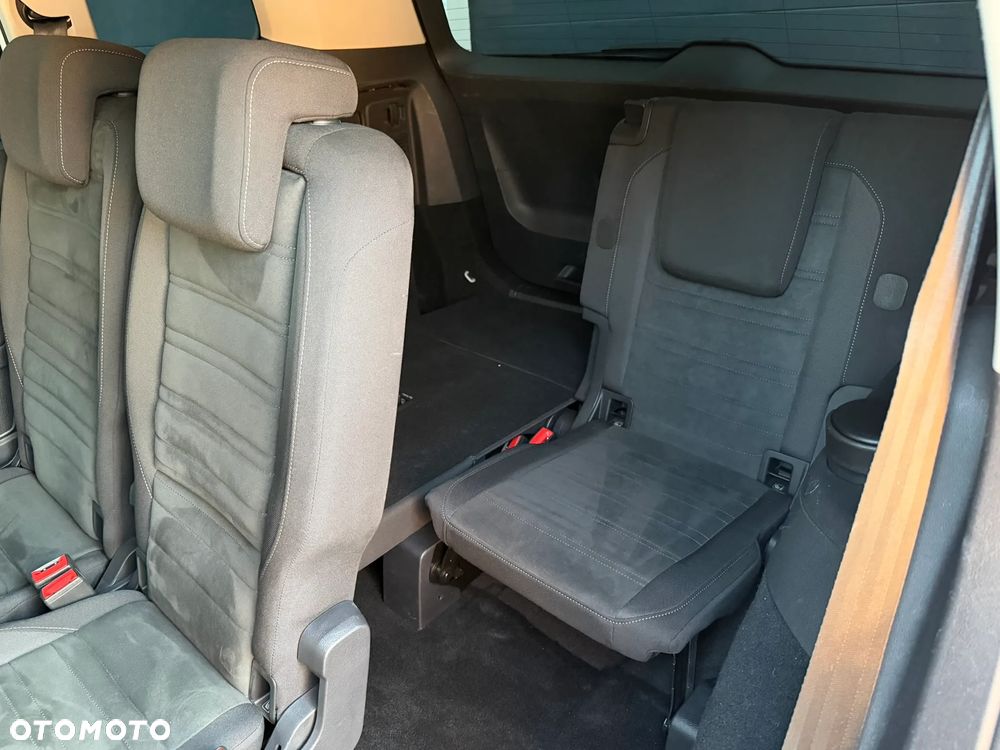 Volkswagen Touran 2.0 TDI BMT Comfortline Plus DSG - 11
