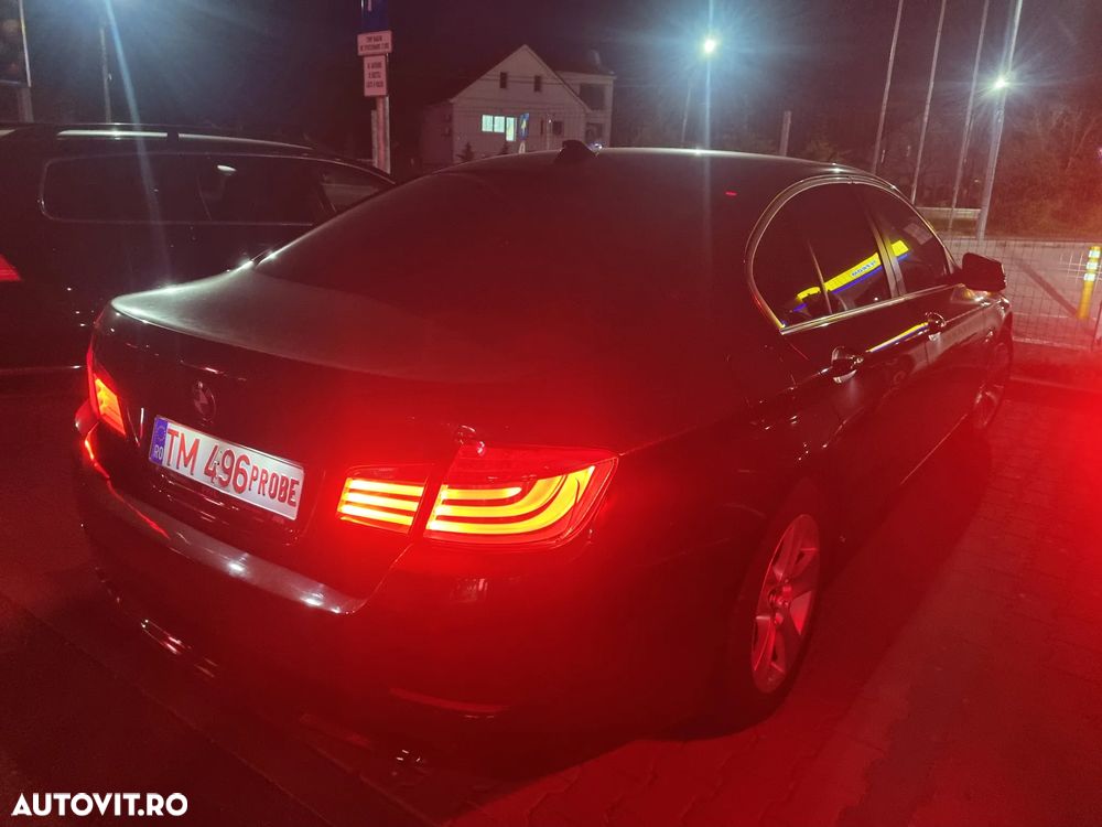 BMW Seria 5 520d Aut. Luxury Line - 35